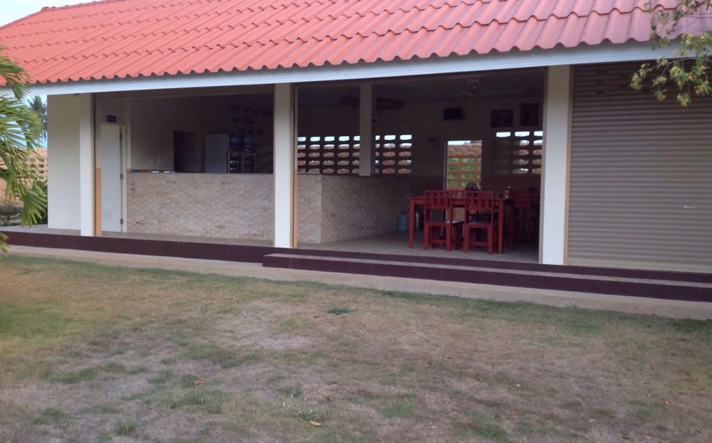 [:en]Entertainment area pool side in Pranburi 2 bedroom resort home[:th]Entertainment area pool side in Pranburi home[:de]Entertainment area pool side in Pranburi home[:]