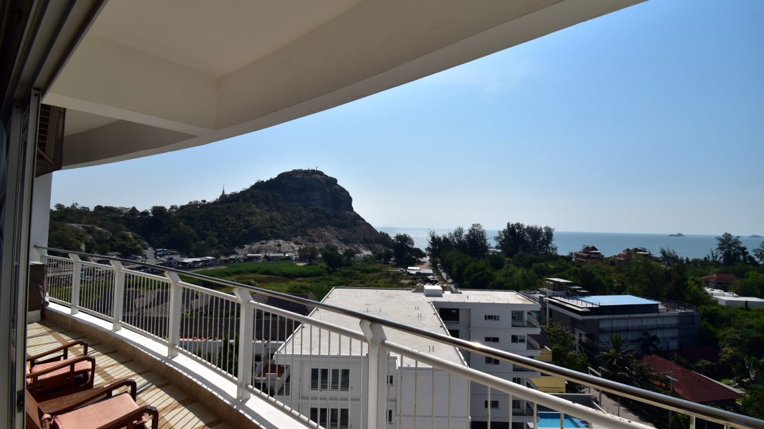 Khao Takiab Condo for Sale