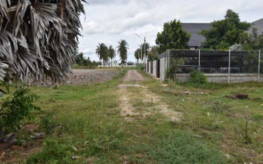 Ideal Land for Sale in Paknampran